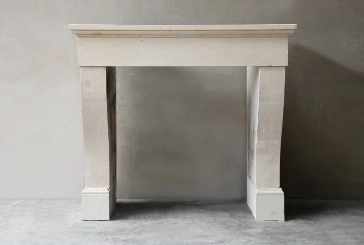 handgeschnitzte Kamin