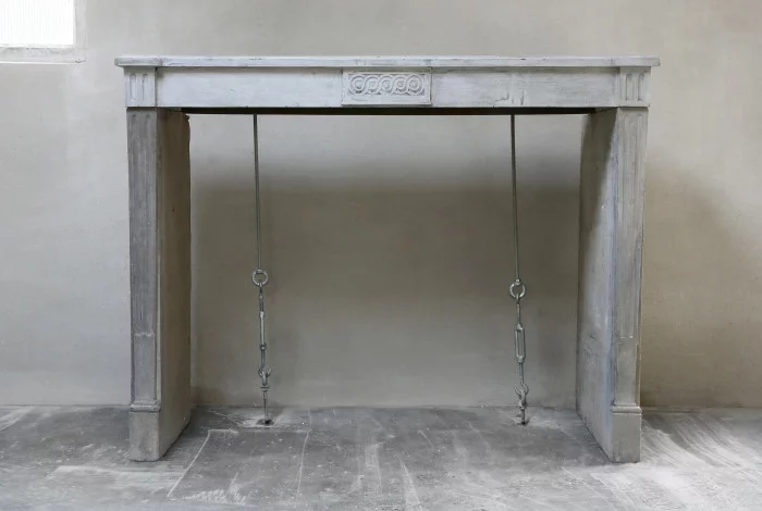 Antiker französischer Kamin