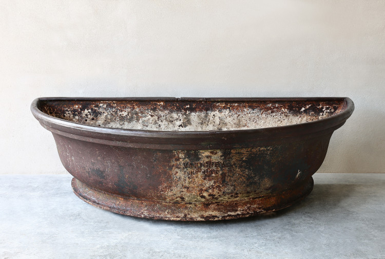 antiker Gusseisen trog