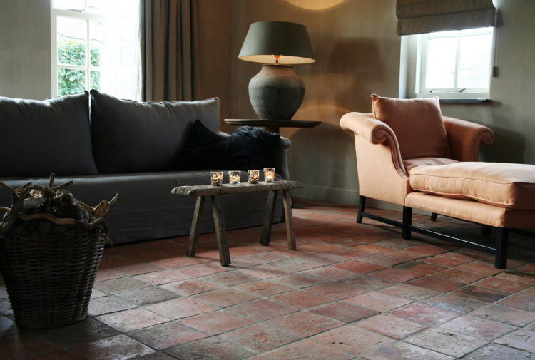 Antike Terracotta Fliesen