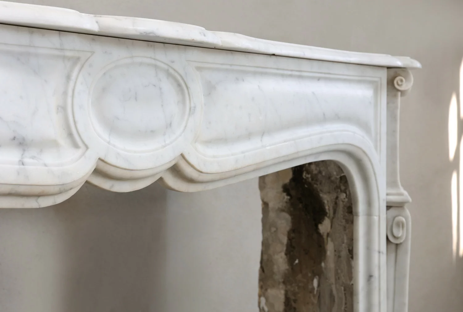 carrara marmor kamin