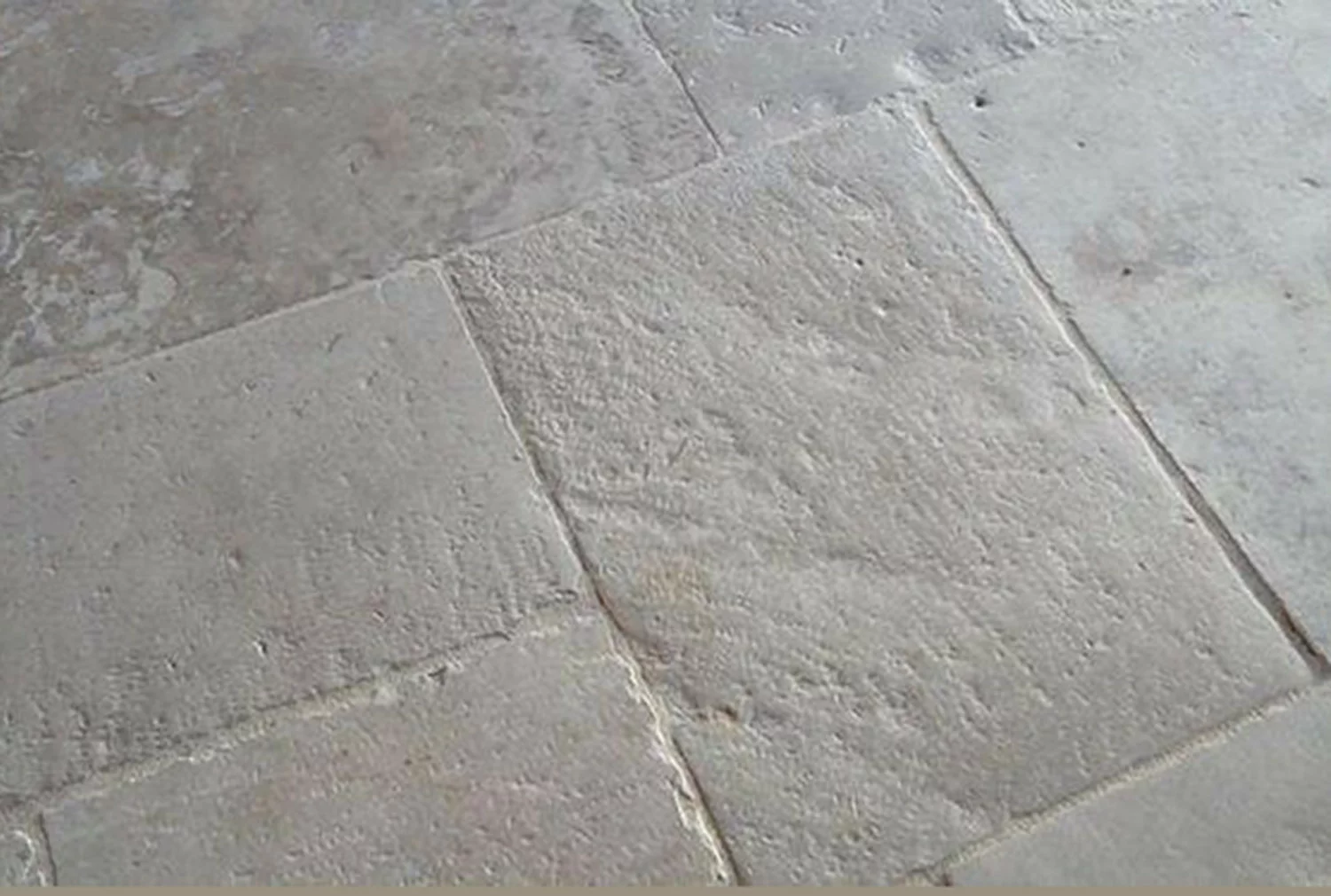 antike naturstein boden