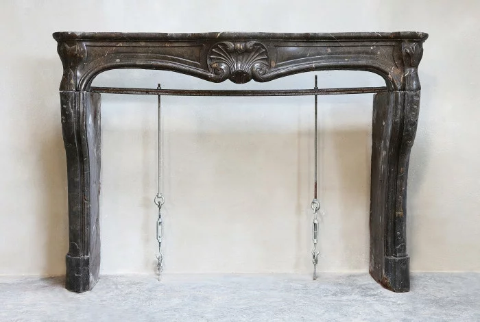 Antiker marmorstein mantel