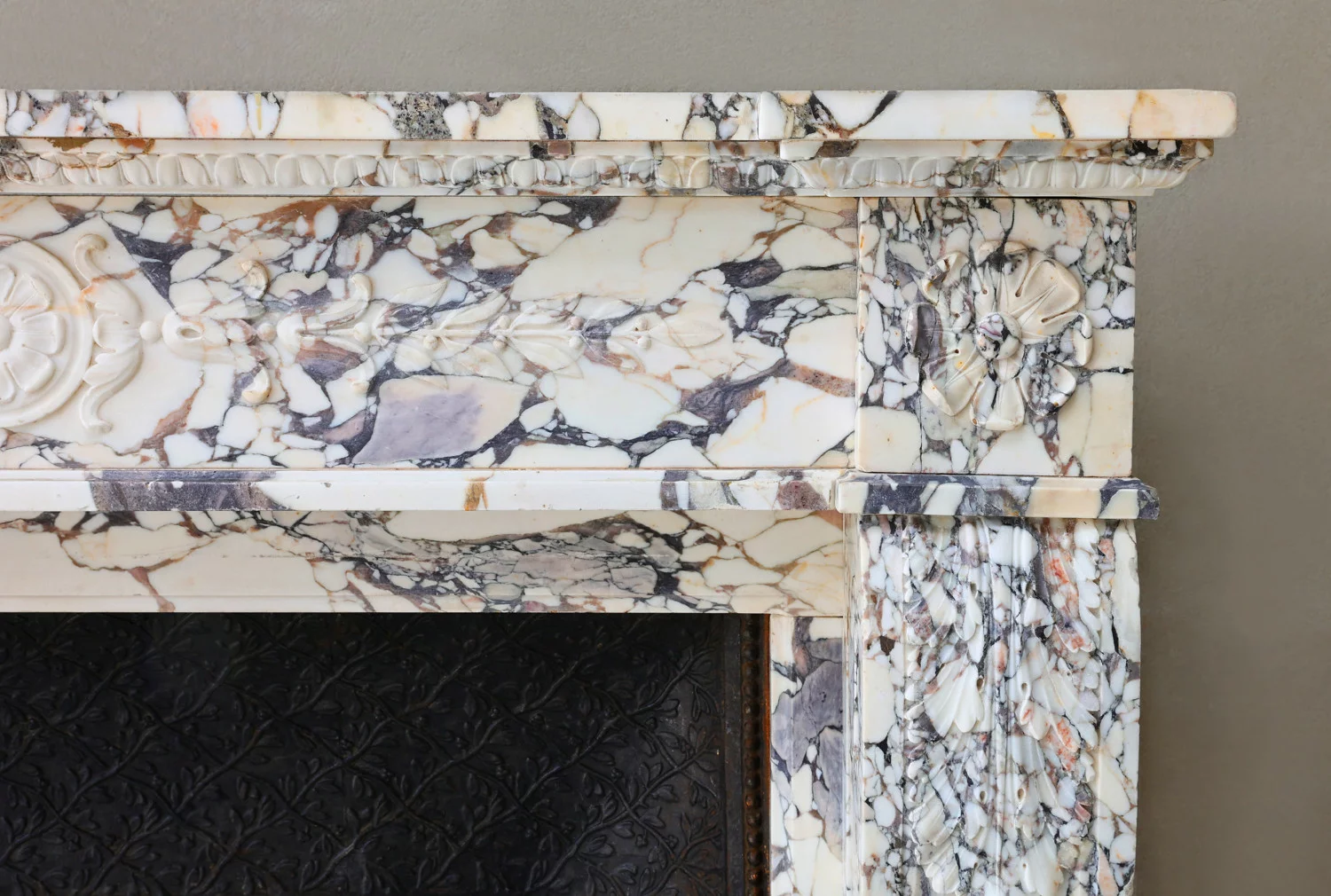 alte französicher kaminmaske