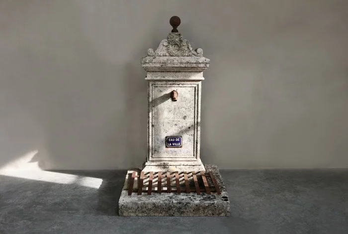 antiker stadtbrunnen