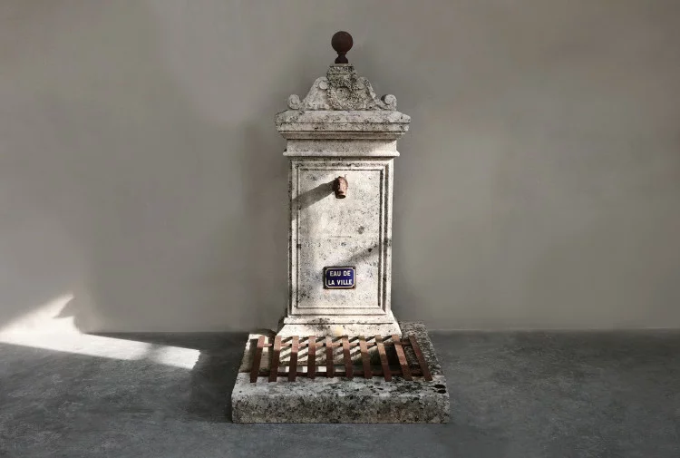 antiker stadtbrunnen