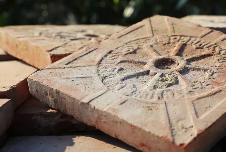 Antike Terracotta Fliesen