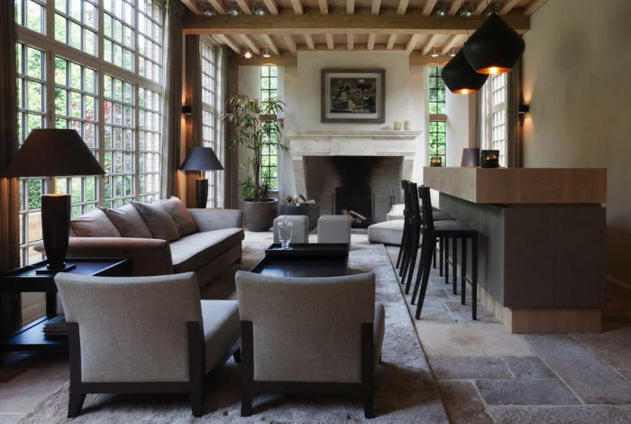 Antike Burgunder Platten