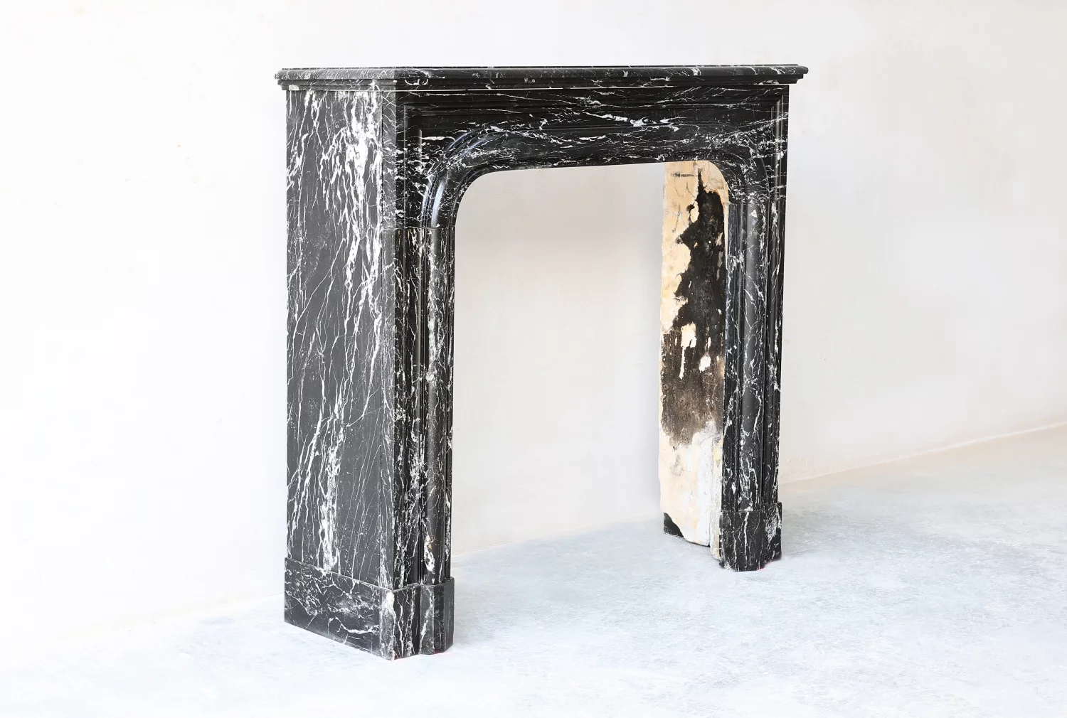 nero marquina Marmor kamin