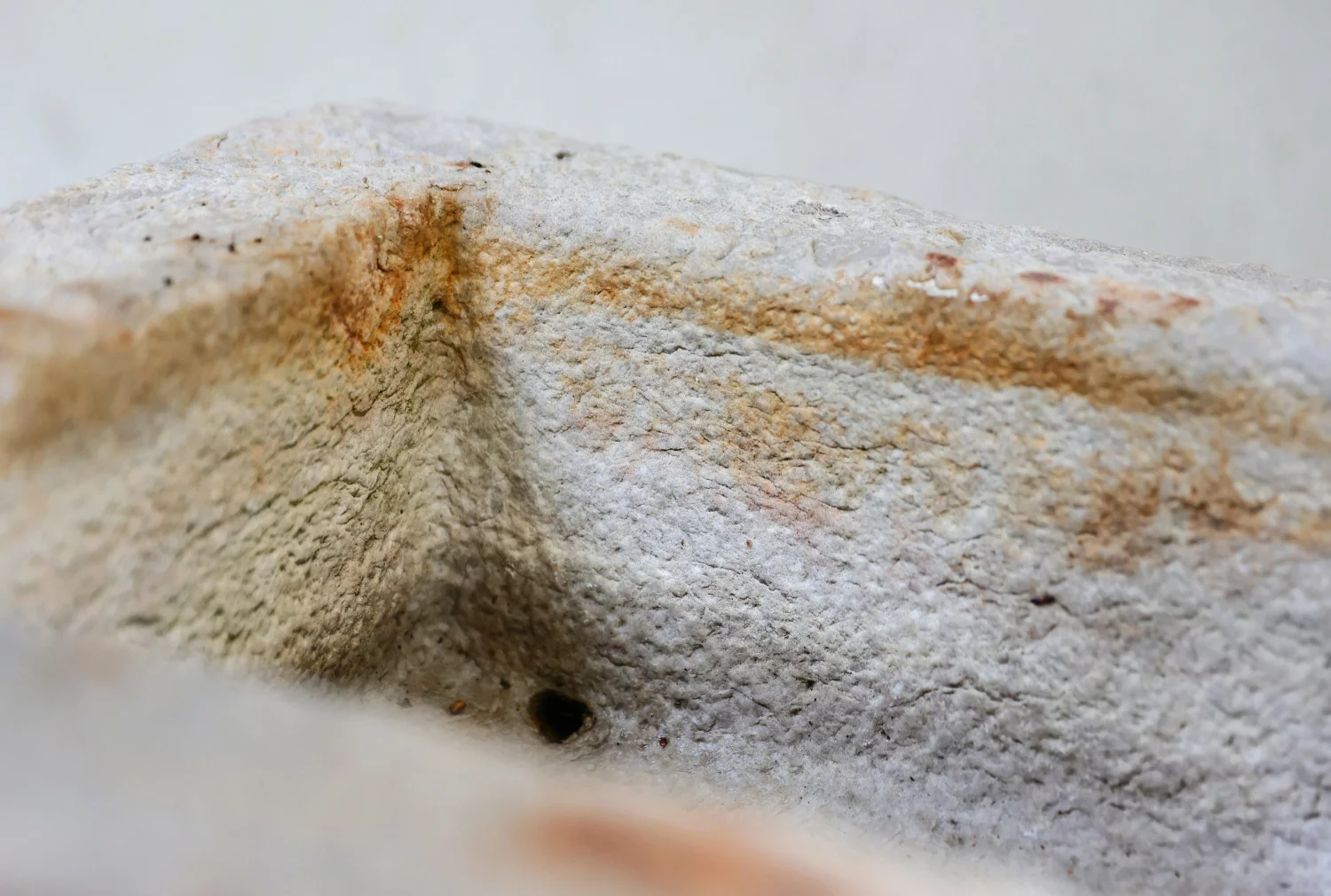 antiker spüle von burgunder stein