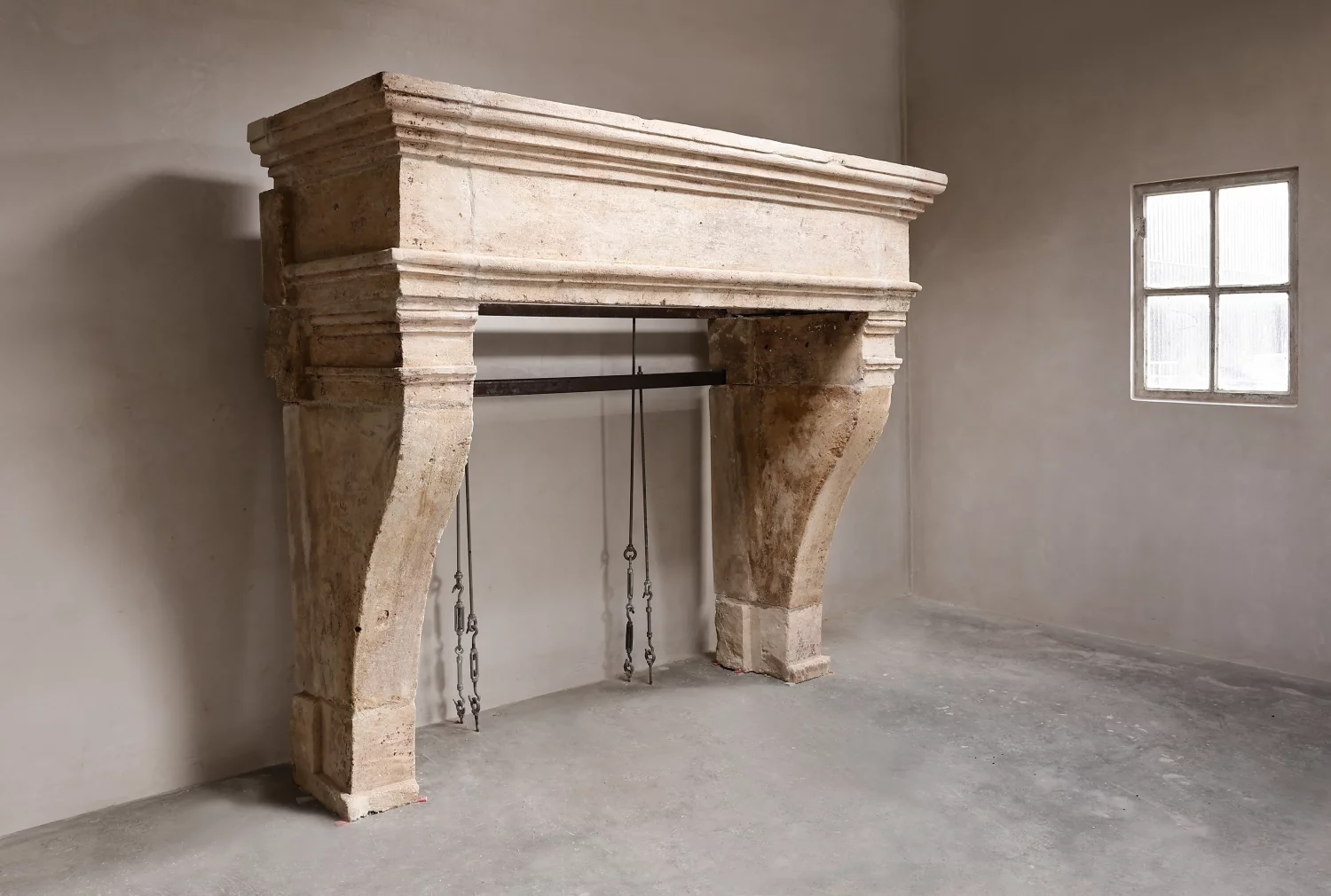 alte kamin französischer kalkstein