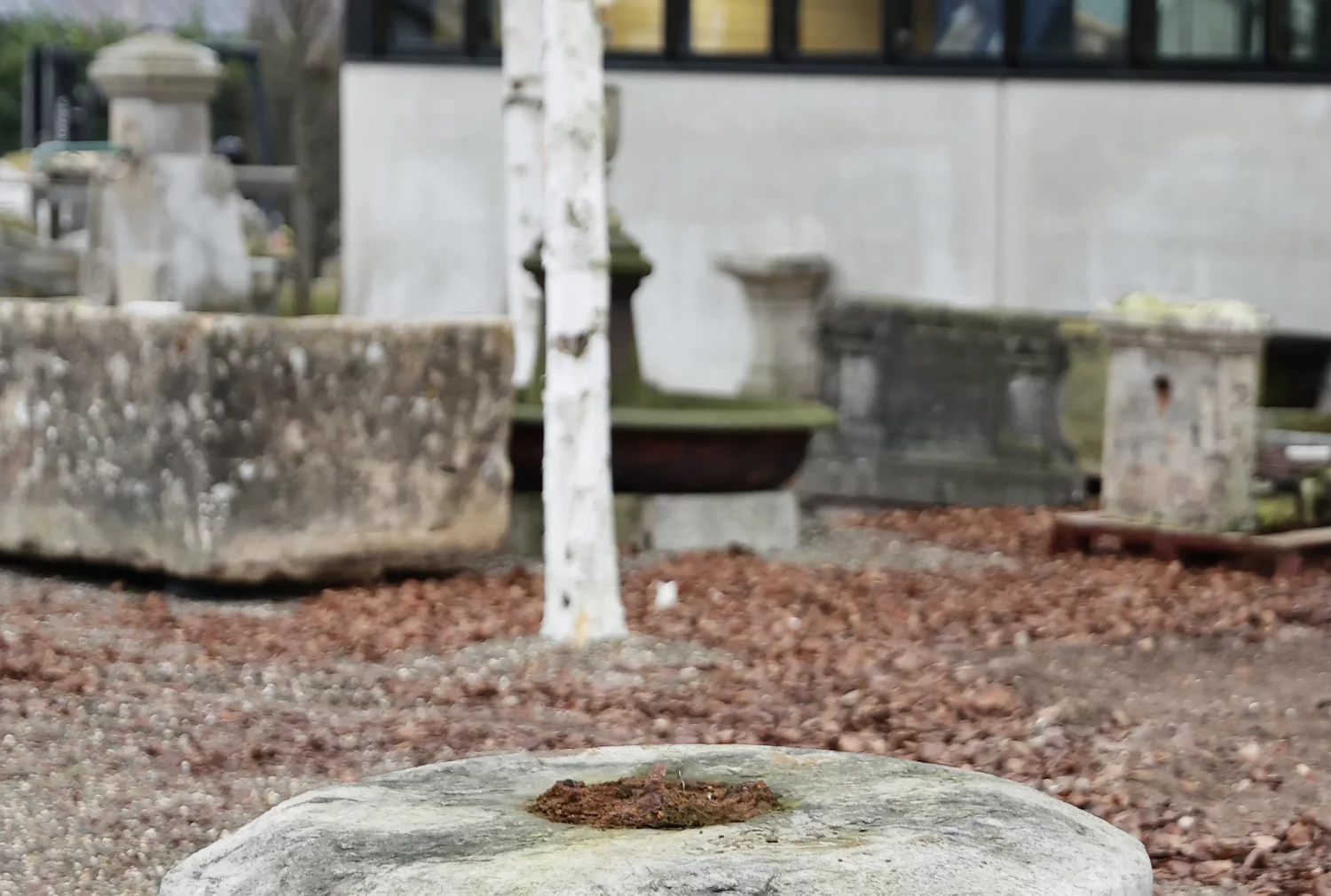 alte Mühlstein von belgischer blaustein