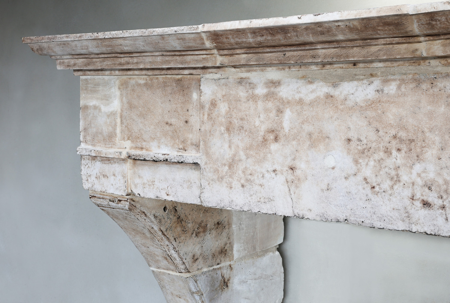 Louis XIII stil kaminmaske