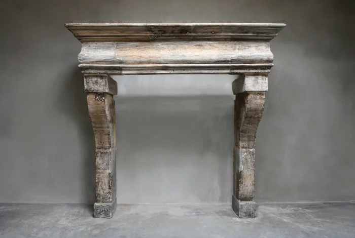 Antike französische Kamin