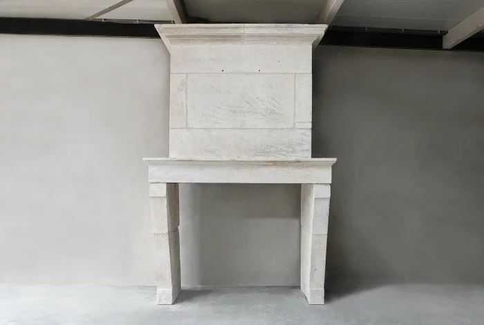 antiker Schlosskamin