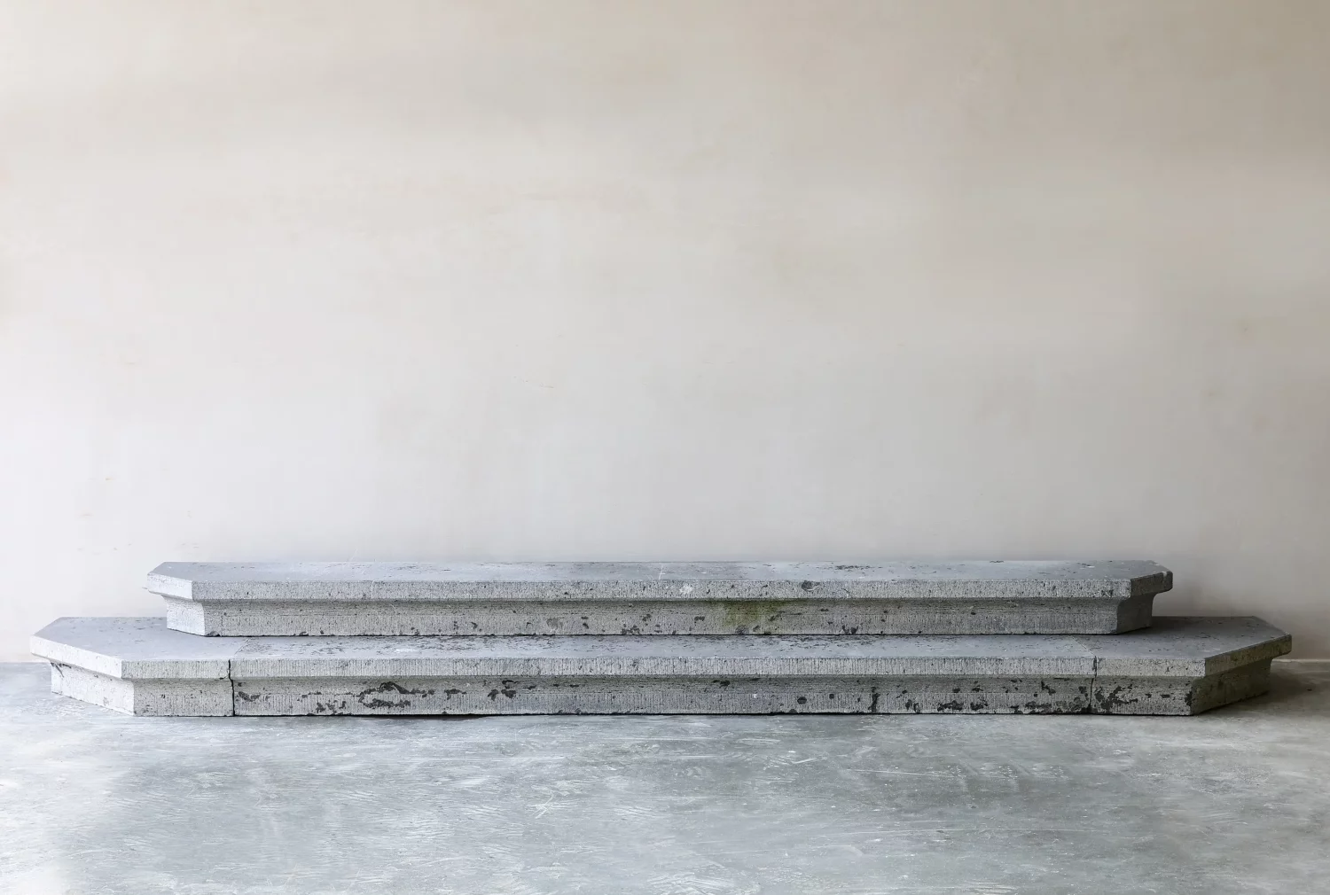 antiker set von zwei belgischer blaustein treppe