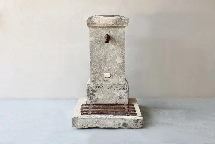 antiker stadtbrunnen