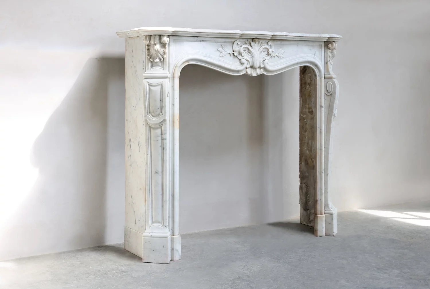 Carrara marmor kamin