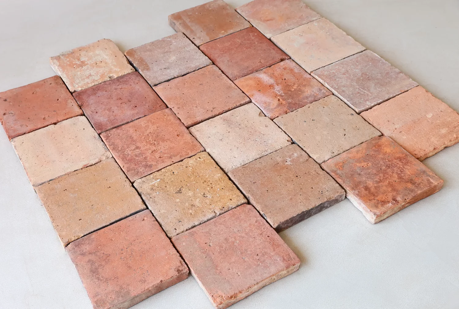 Antike Terracotta Fliesen