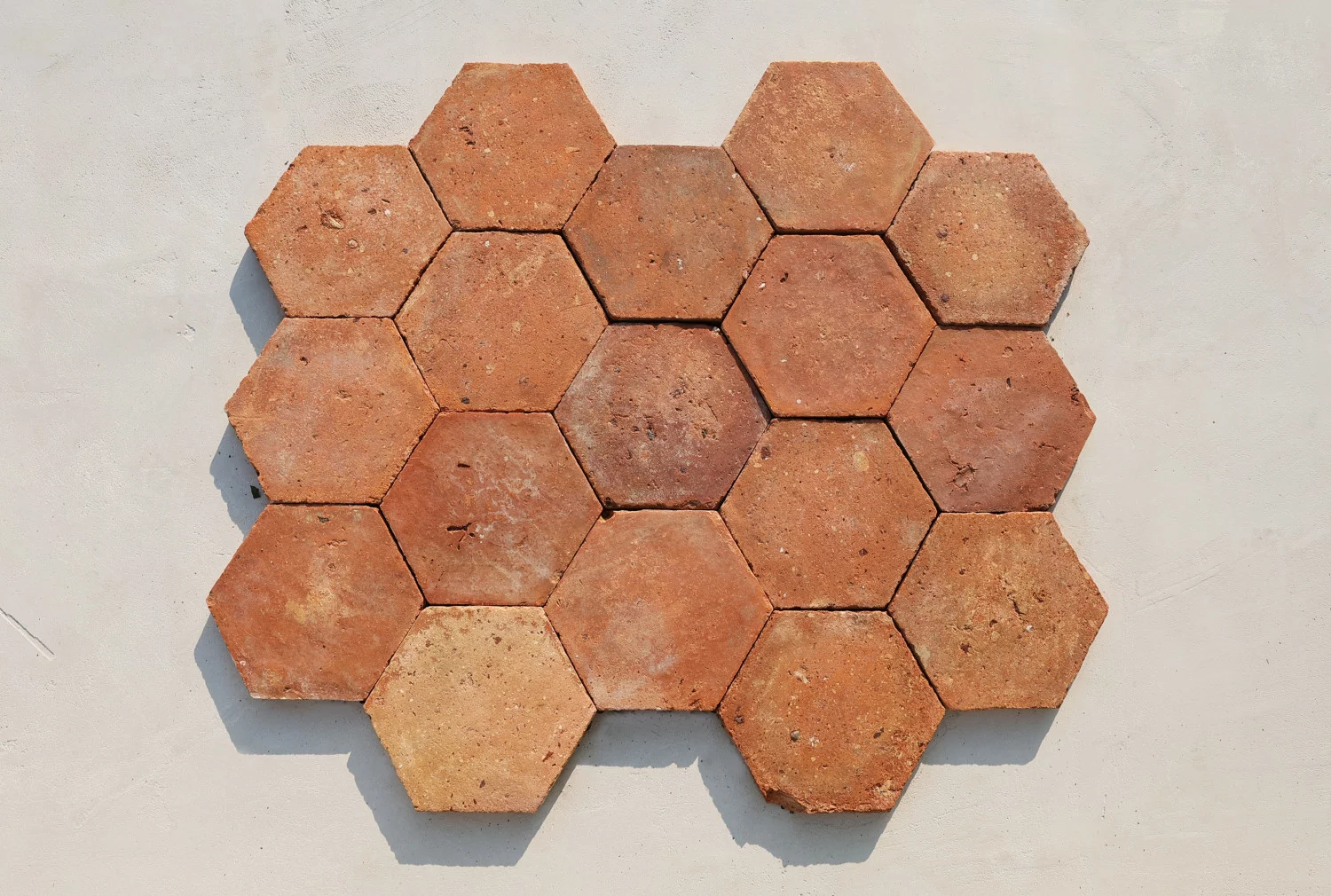 lachs/orange sechseckige Fliesen