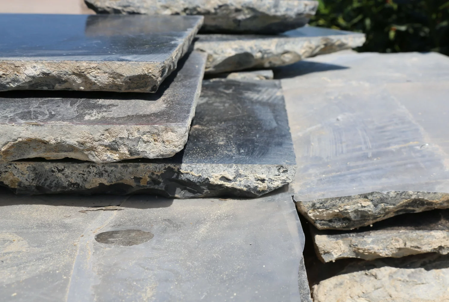 Antike Basecles | Noir de Mazy